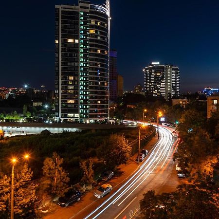 1 Bedroom Apart Near Metro Pecherska 基輔 外观 照片