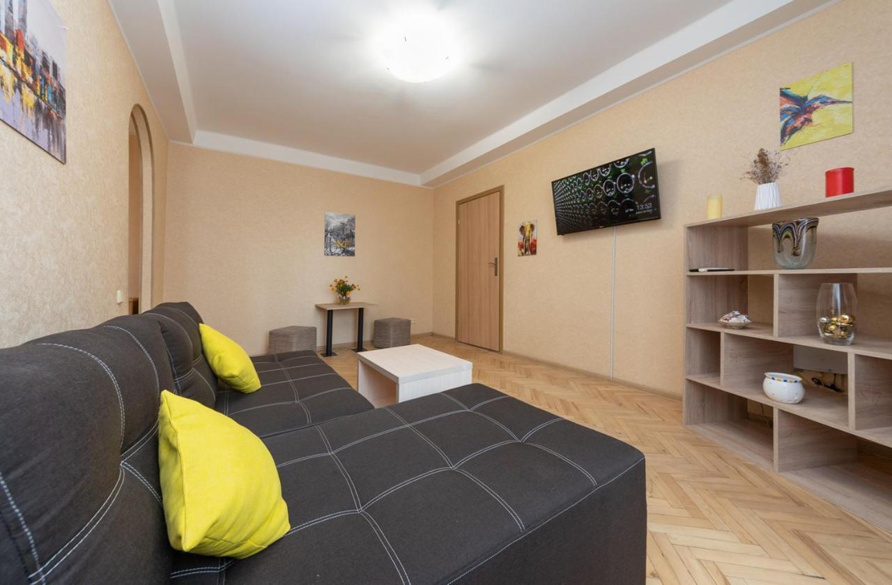 1 Bedroom Apart Near Metro Pecherska 基輔 外观 照片