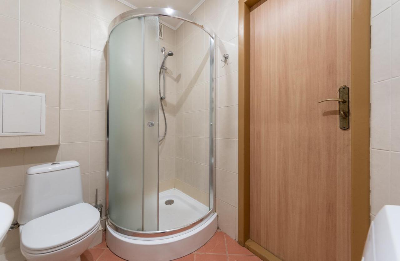 1 Bedroom Apart Near Metro Pecherska 基輔 外观 照片